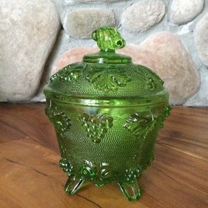 Vintage Jeanette Pressed Glass Covered Dish